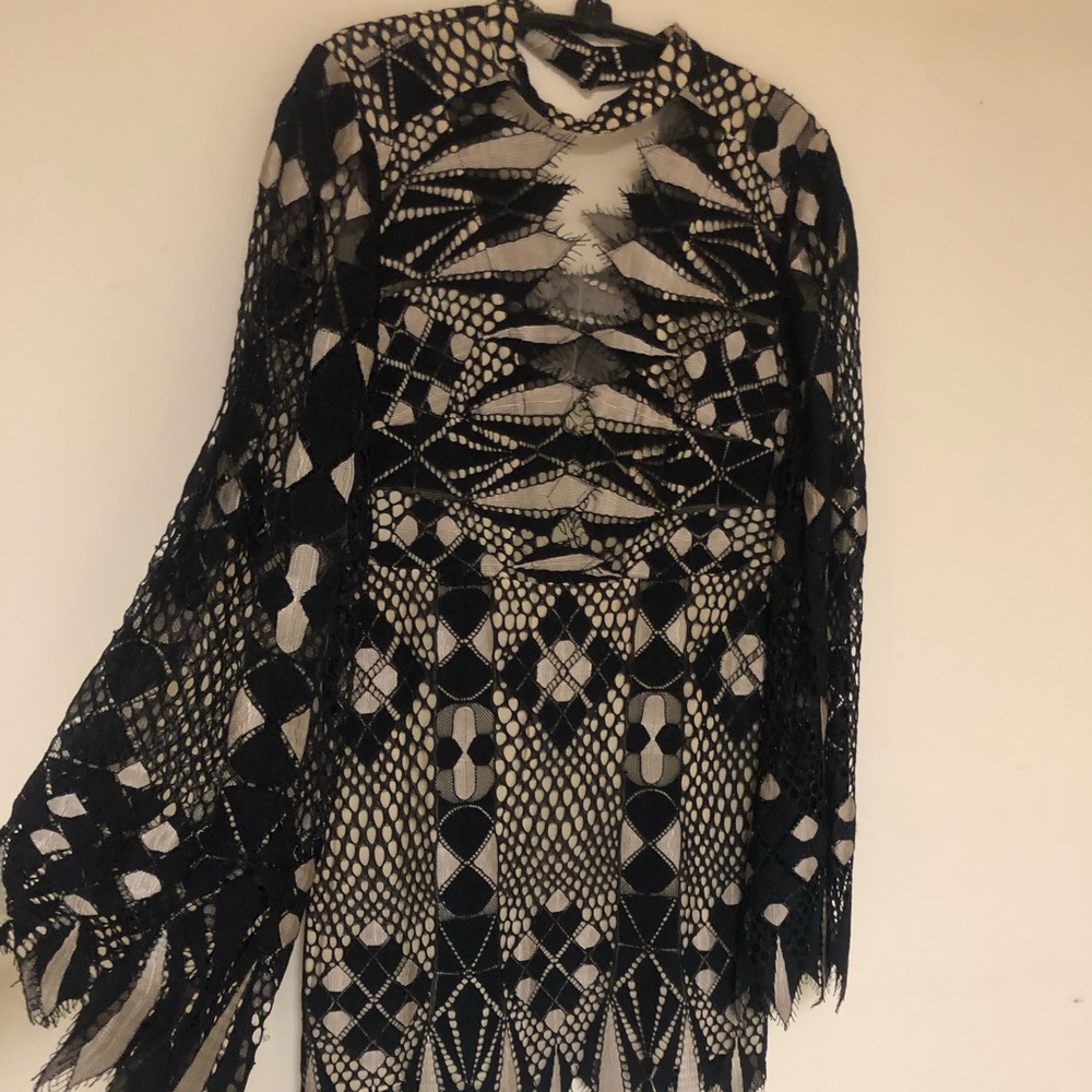 Free People Art Deco Dress - Size 4 - Worn 2x - EUC - mini - very different